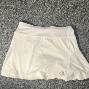 Stylish White Mini Skirt